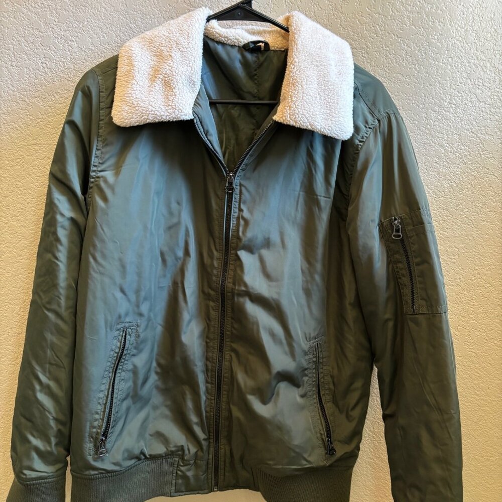 Jacket - Mens Medium - Olive Green